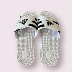 NWT Adidas Men’s Swimming Slides 17